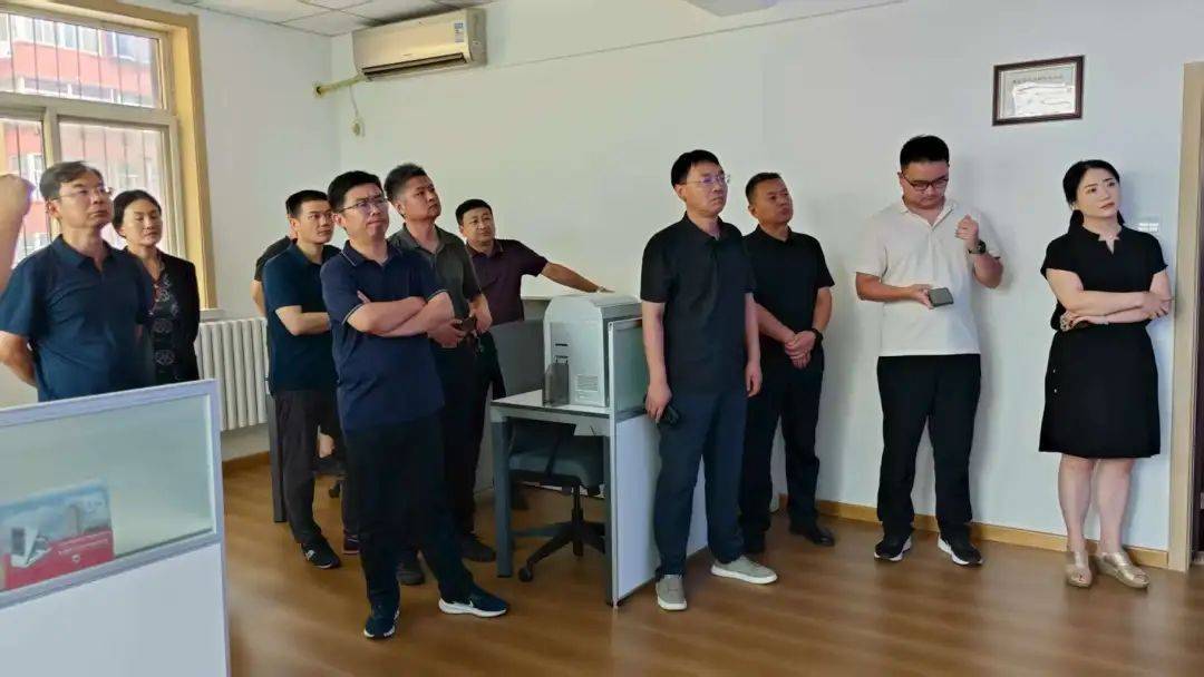 河北省交通运输厅信息中心调研组赴保运集团考察重点营运车辆安全协同监管平台建设工作