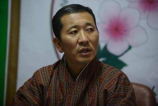 亚洲最穷的国家不丹：如果拿10元人民币，在不丹集市能买什么？