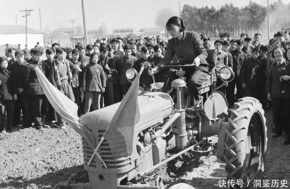 黑龙江女孩梁军:11岁嫁表哥,因能力出众被印人民币上,高寿90岁